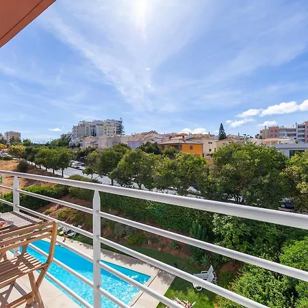 A52 - Quintao In Apartment